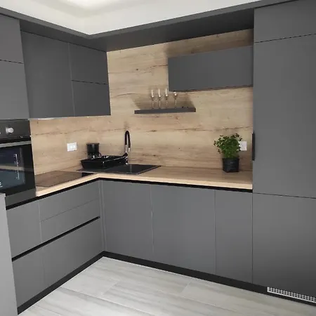 아파트 Spacious In Biograd With Sea View 비오그라드나모루
