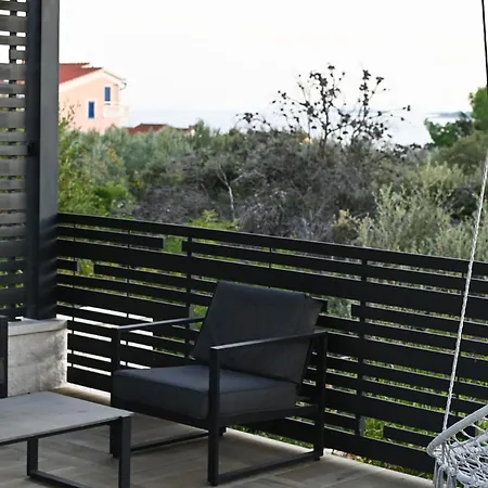 Spacious In Biograd With Sea View Apartment *