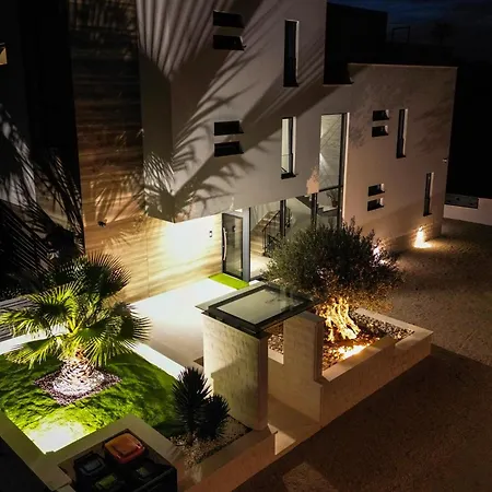 Spacious In Biograd With Sea View *