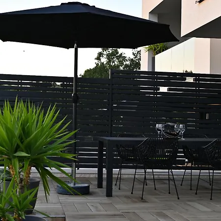 Apartment Spacious In Biograd With Sea View *