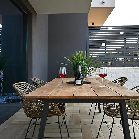 Spacious In Biograd With Sea View 아파트 비오그라드나모루