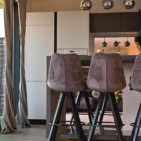 아파트 Spacious In Biograd With Sea View 비오그라드나모루